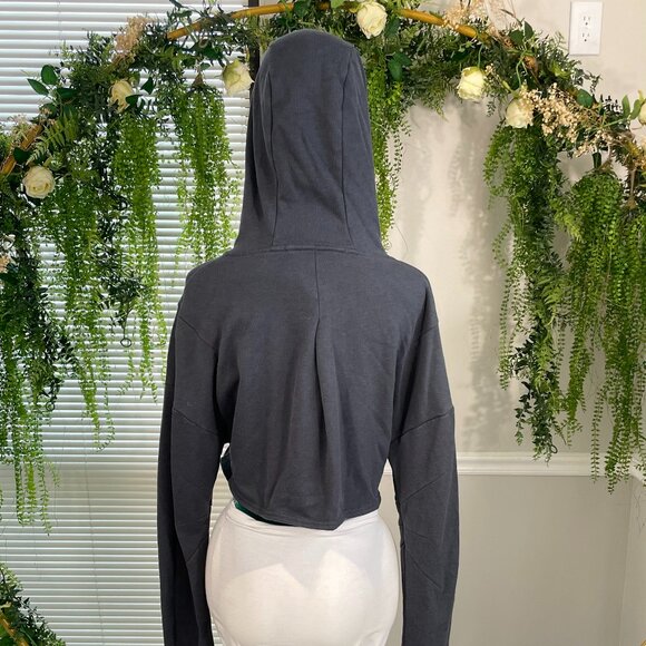 The Perfect Zip Up Hoodie - Picture 2 of 9